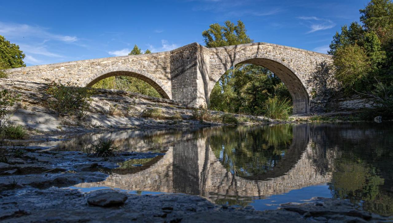 Gite La Mosaique Dauphin Extérieur photo